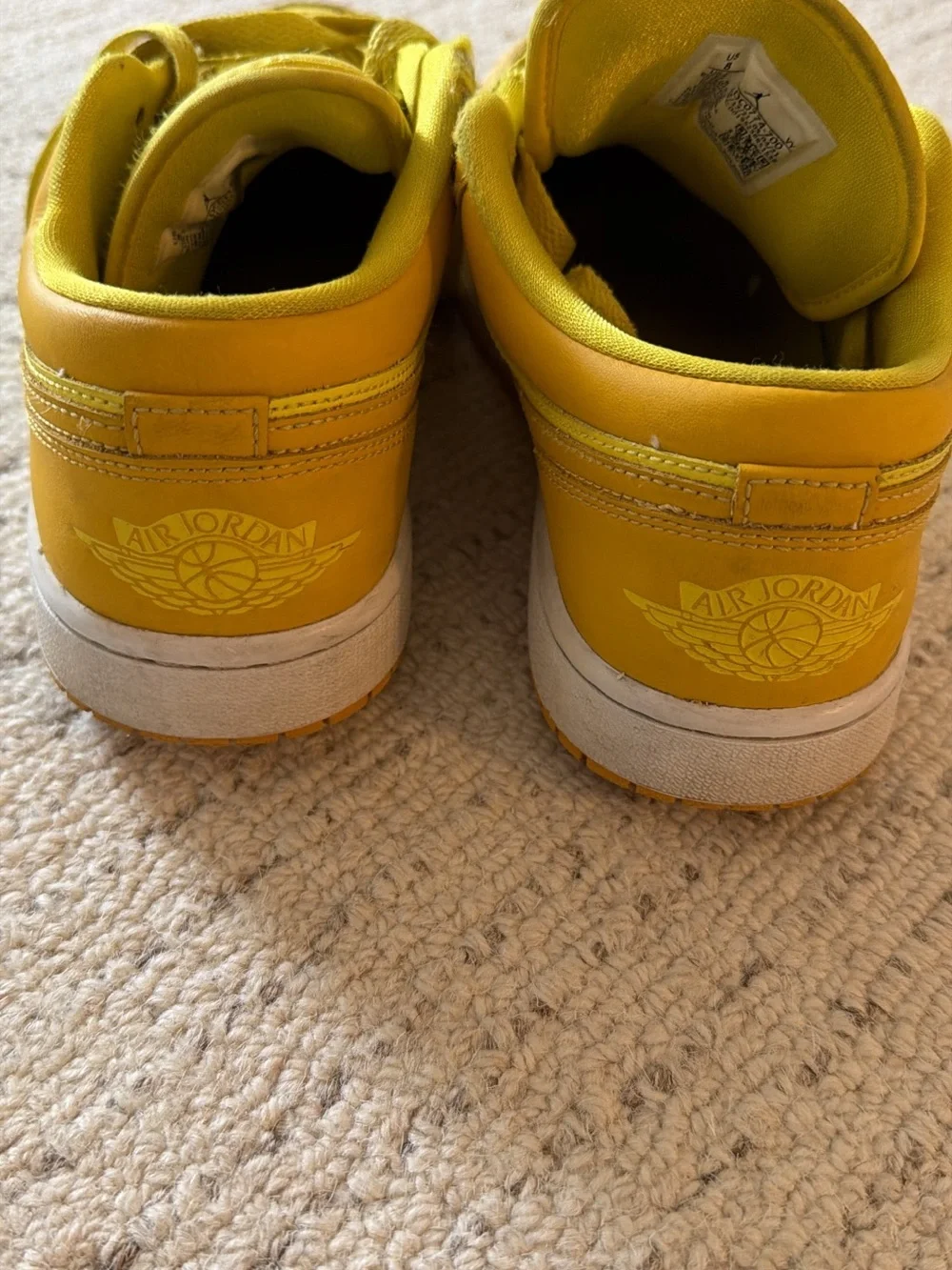 Jordan Low-Top Sneakers in Bright Yellow